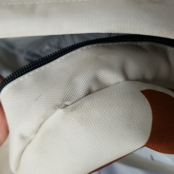 Loungefly Horror:IT Pennywise Backpack - Picture 7 of 8